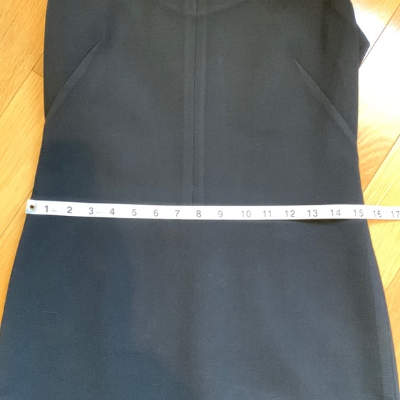 Ann Taylor, sleeveless, simple black dress, size 6P - Picture 10 of 10
